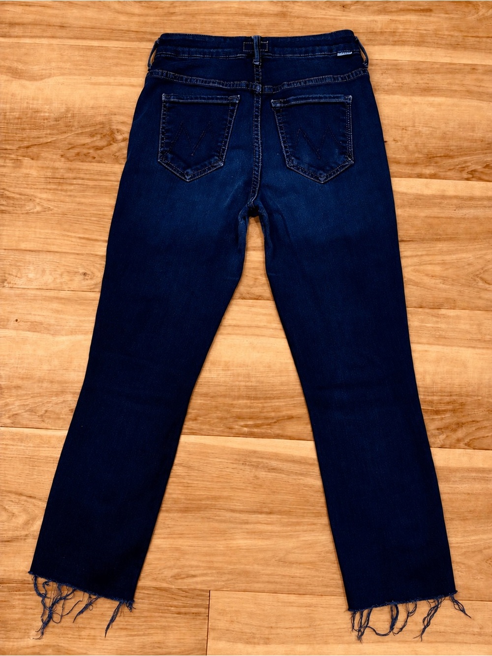 MOTHER High Waisted Looker Crop Jeans 25x23 Dark Wash Stretch Frayed Hem EUC - Picture 2 of 14